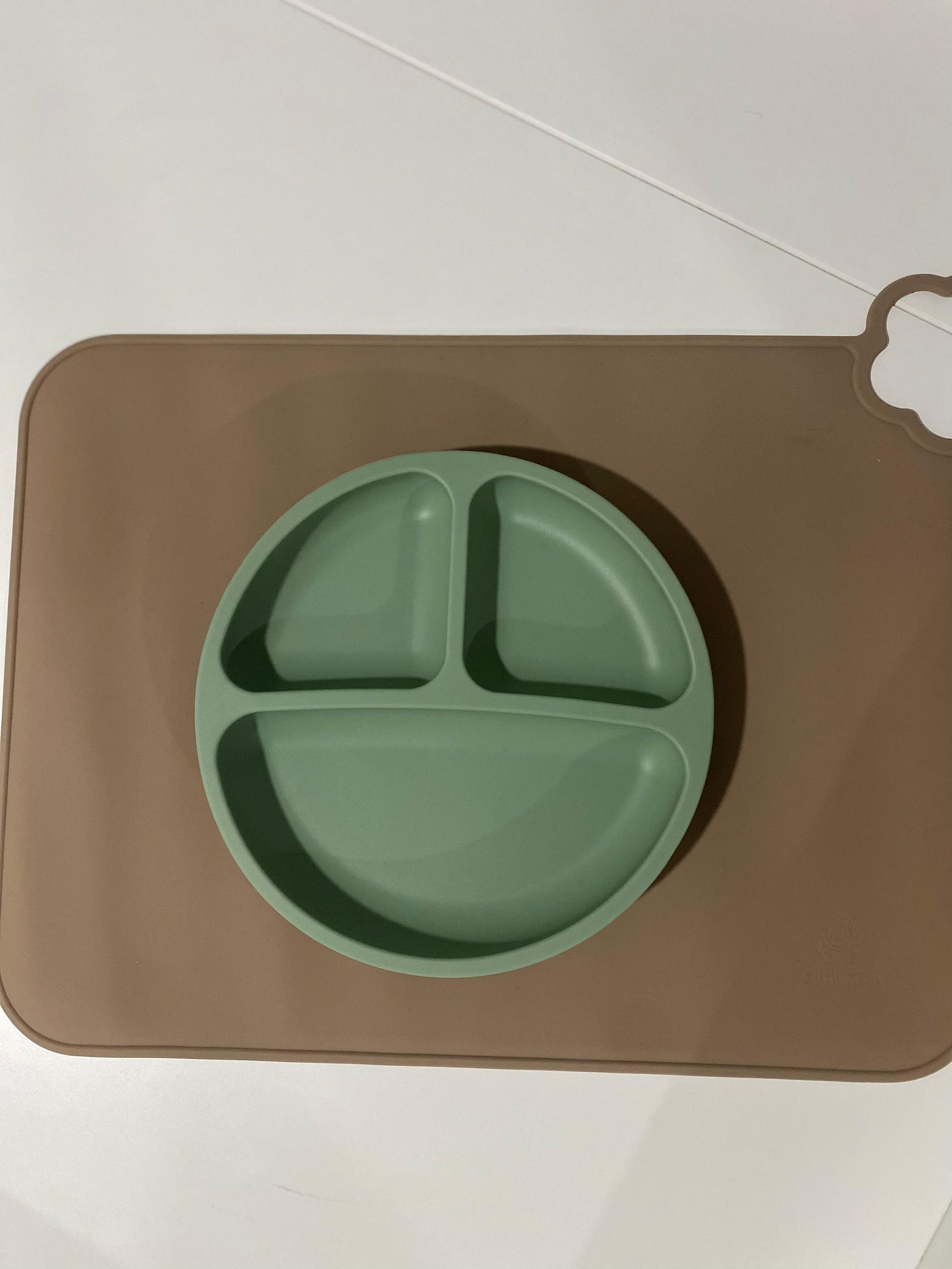 Prato em Silicone com Ventosas